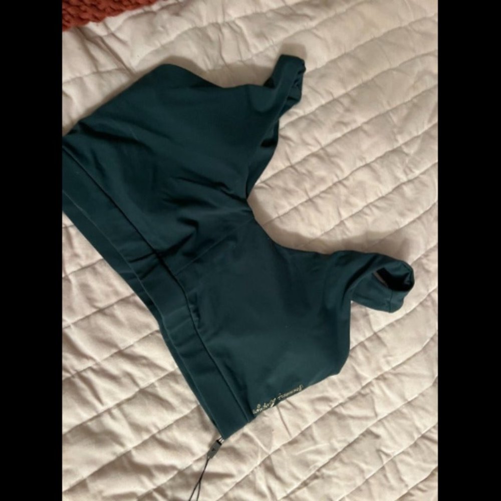 Whitney Simmons x Gymshark V2 Sports Bra Amazon